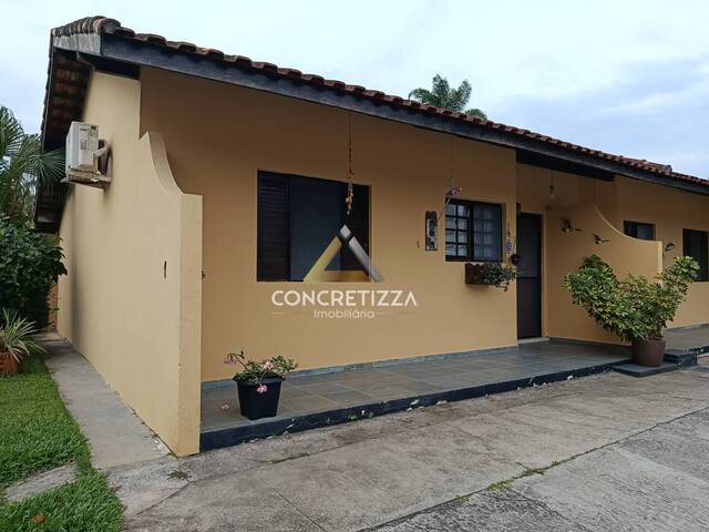 #CA0433 - Casa em condomínio para Venda em Caraguatatuba - SP