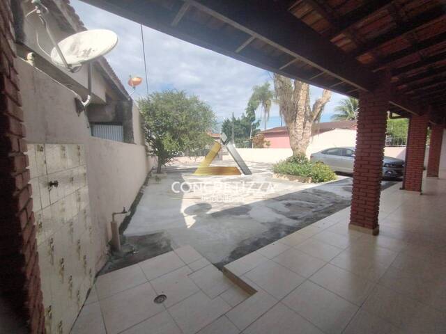 Casa para Venda em Caraguatatuba - 2