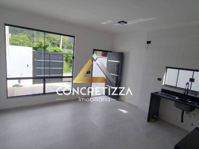 #1316 - Casa para Venda em Caraguatatuba - SP - 3