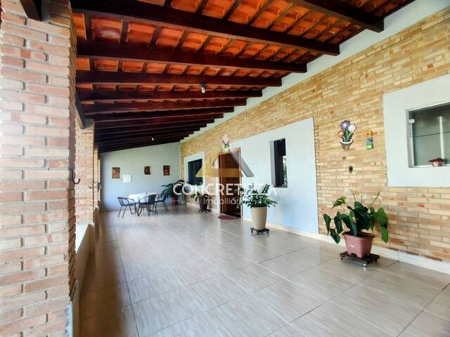 Sobrado para Venda em Caraguatatuba - 5