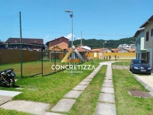#920 - Sobrado para Venda em Caraguatatuba - SP - 2